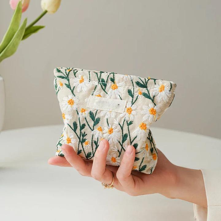 Image du produit Only-Bags.Store Trousse de maquillage, petite, pour le maquillage, le rouge à lèvres, les écouteurs, sac de