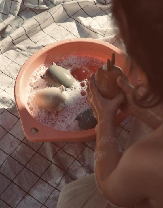 Produktbild Leo et Lea Badespielzeug 4er Set Silikon Montessori