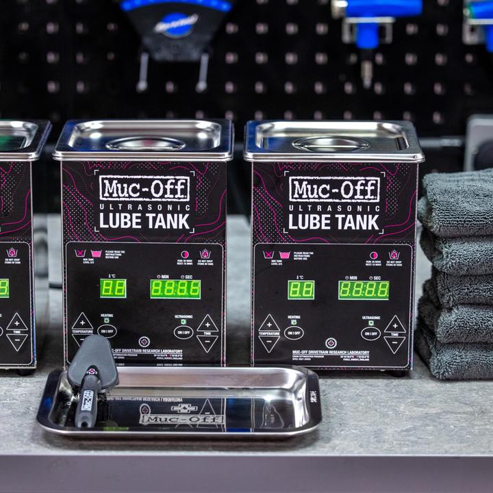 Actual product image Muc-Off Ultrasonic Tank Kit (750 ml, Bicycle cleaner, Care set)