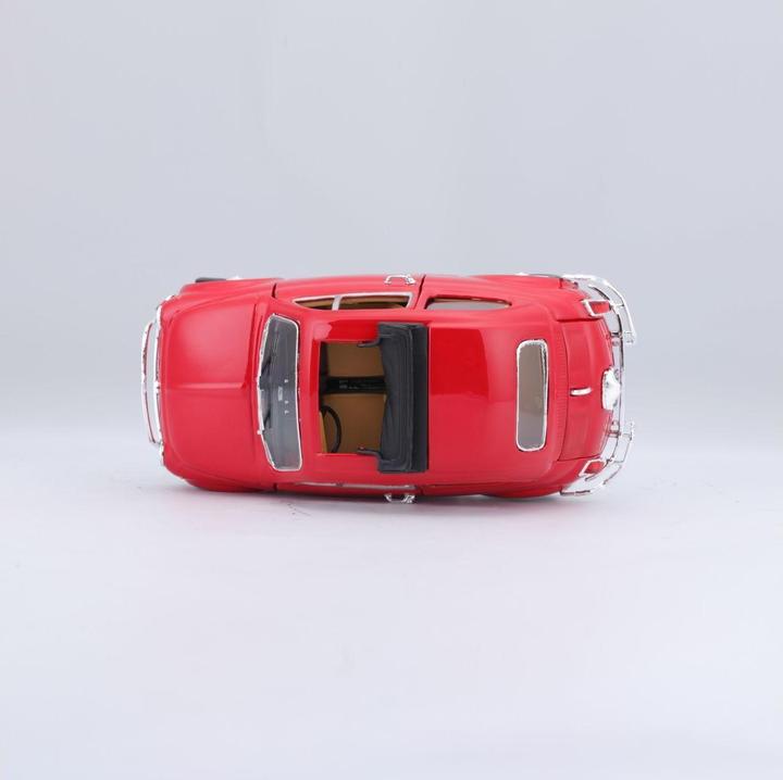 Actual product image Bburago Fiat 500L