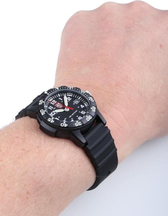 Produktbild Luminox Leatherback Sea Turtle 0300 (Analoguhr, Swiss Made, 39 mm)