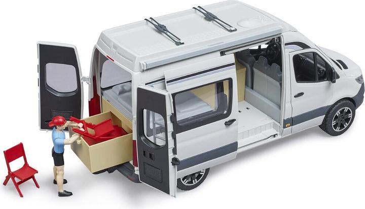 Produktbild Bruder Mercedes Benz Sprinter Camper mit Fahrer