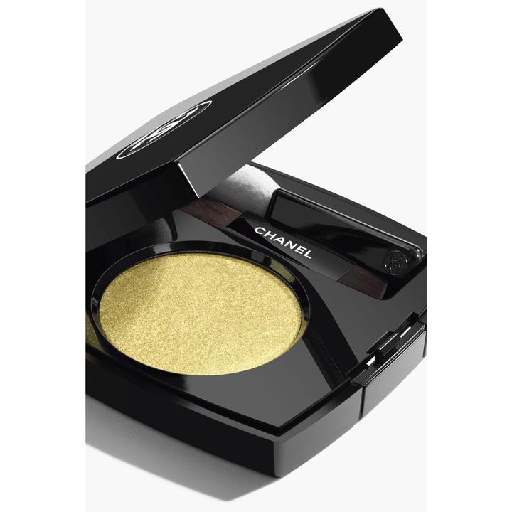 Actual product image Chanel Ombre Essentielle 224 Blé D'or Antique 2.2 g (224 Blé D'or Antique)