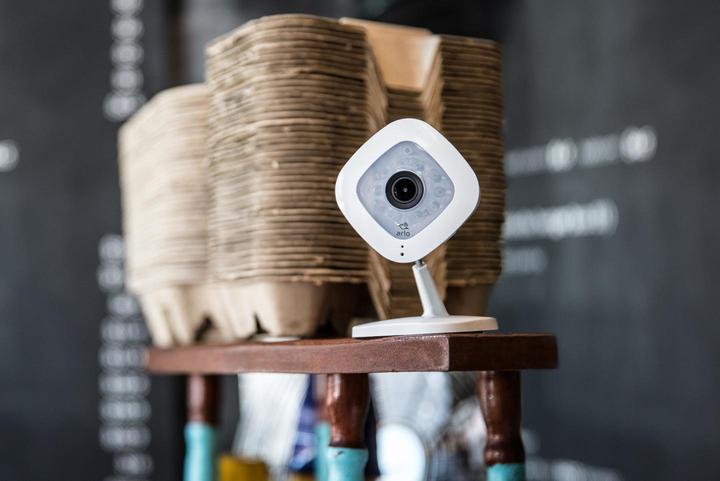 Actual product image Arlo Q Plus VMC3040S (1920 x 1080 Pixels)