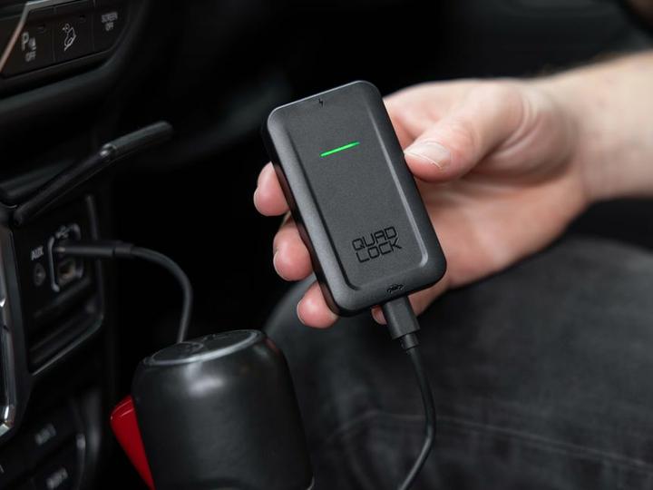 Actual product image Quad Lock Wireless Carplay Adaptor (0.75 W)