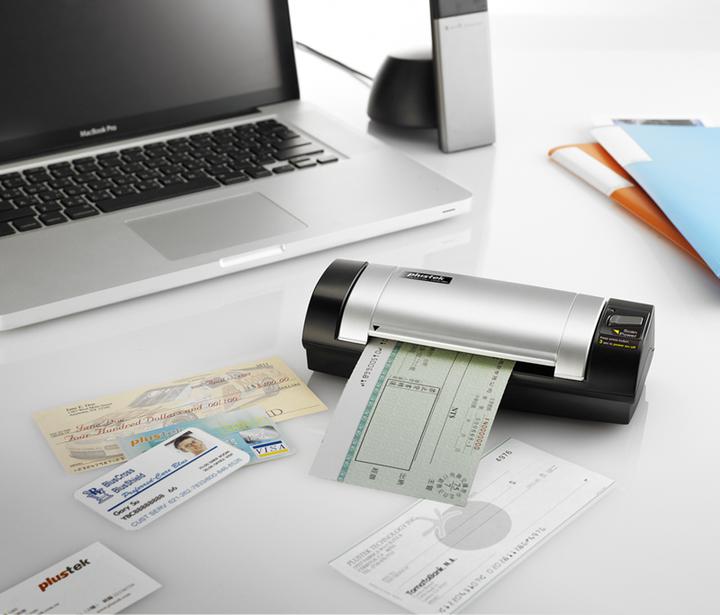 Produktbild Plustek MobileOffice D600 Plus Business card scanner 600 x 600DPI A6 Schwarz (USB)