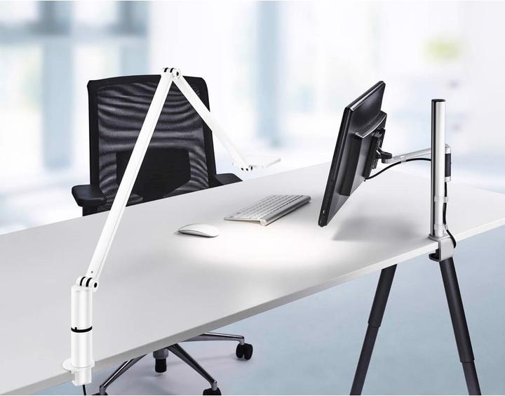 Actual product image Novus Attenzia task clamb 1 (742 lm)