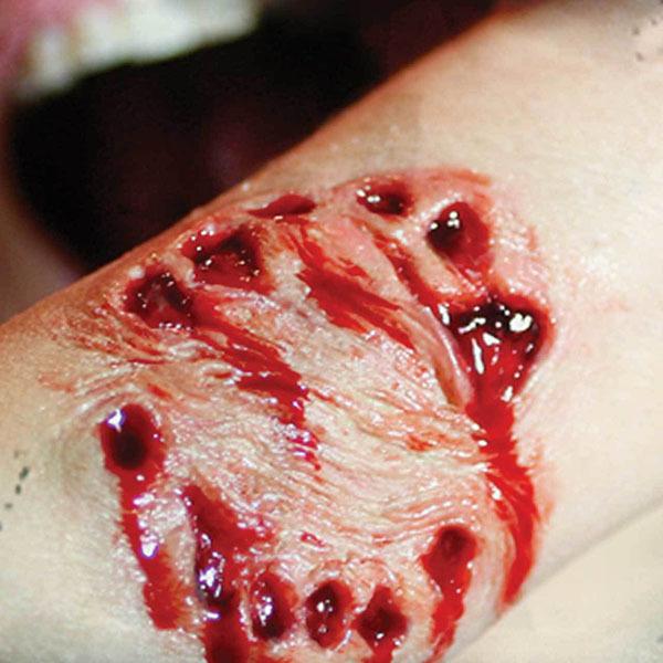 Produktbild Tinsley Transfers FX 3D Klebetattoo Bisswunde