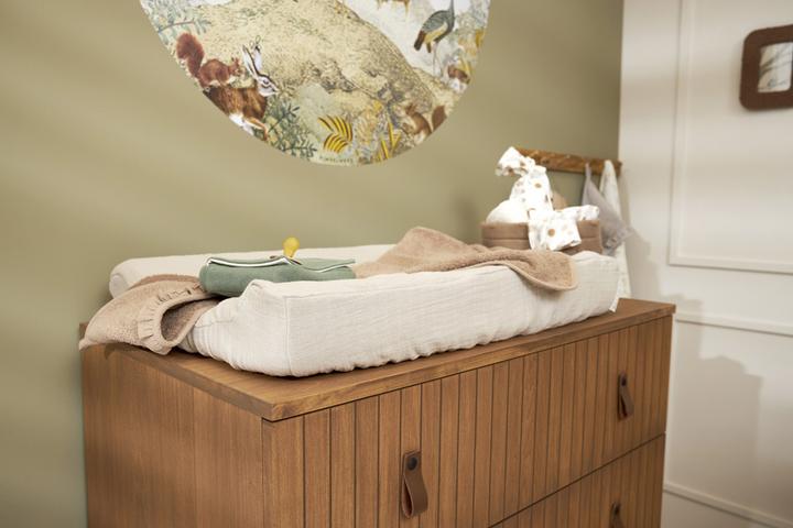 Actual product image Meyco Baby Uni changing mat cover - pre-washed muslin - greige - 50x70cm (50 x 70 cm)