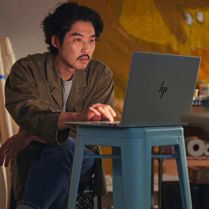 Produktbild HP ENVY 17-cw0375ng 17,3" FHD IPS, Intel i7-13700H, 16GB RAM, 512GB SSD, Windows 11 (17.28", Intel Core i7-13700H, 16 GB, 512 GB, DE)