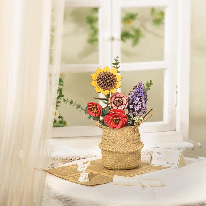 Actual product image Robotime Sunflower - Wooden construction kit flower