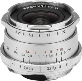 Actual product image Voigtländer Color-Skopar 21mm/3.5 II VM asph. silver (Leica M, full size)