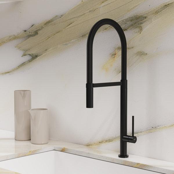 Actual product image Steinberg 100 series kitchen faucet, swivel, 215mm projection, 1001495