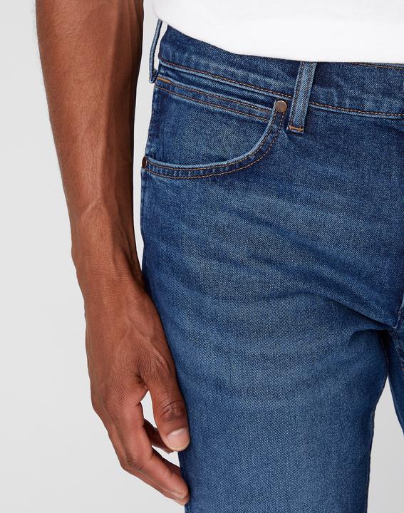 Actual product image Wrangler Greensboro (W42/L34)