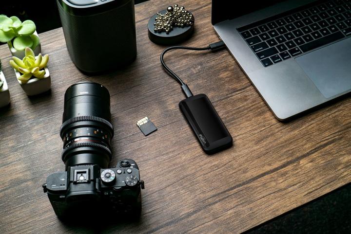 Produktbild Crucial X8 (500 GB)