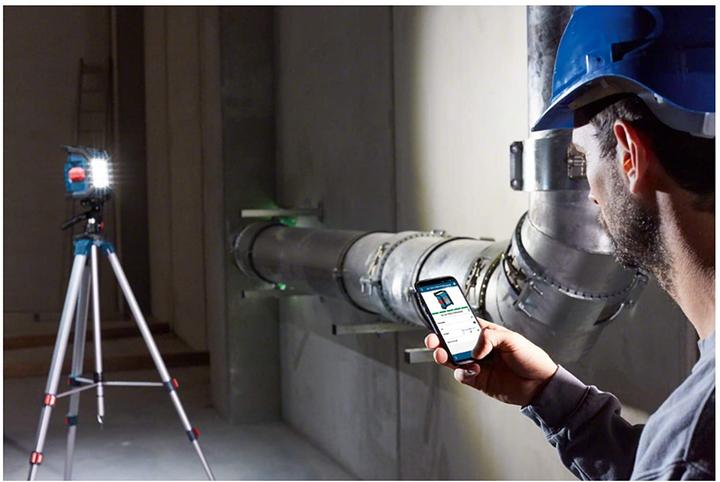 Produktbild Bosch Professional GLI 18V-1200 C (1200 lm)