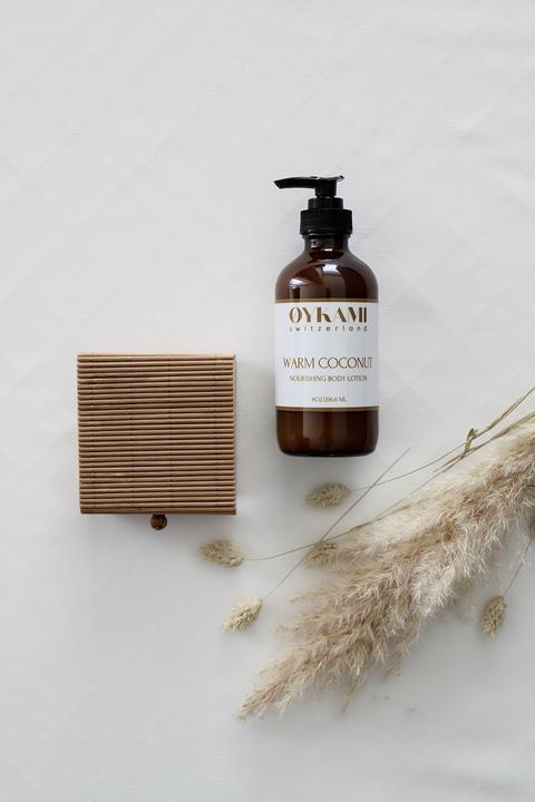 Oykami Coffret cadeau Lotion pour le corps et les mains Warm Coconut (Set soin du corps)
