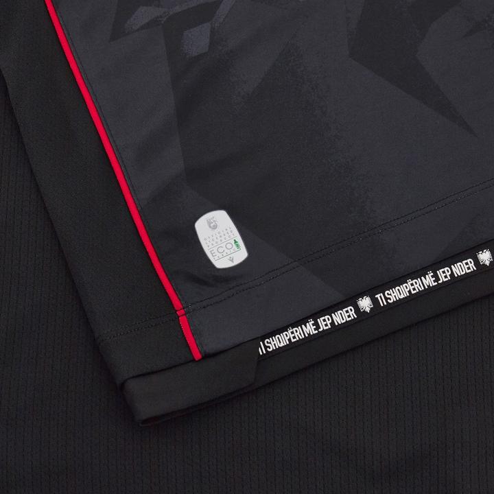 Produktbild Macron Albanien Drittes EM Trikot (XXL)