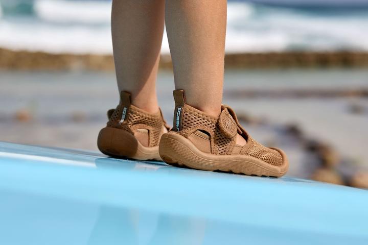 Produktbild Lässig Baby-Bademode Bade-Schuh LSF Beach Sandals - Almond - Gr. (24)