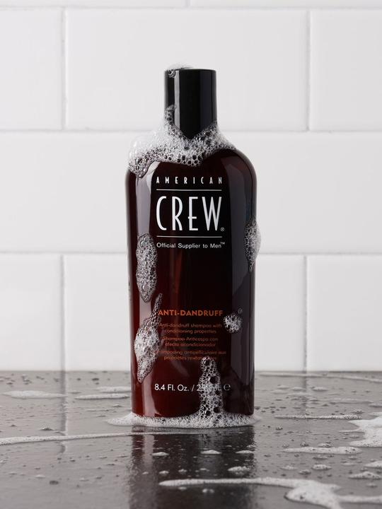 Image du produit American Crew Lutte contre les pellicules et contrôle du sébum (250 ml, Shampoing liquide)