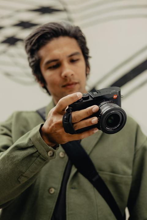 Actual product image Peak Design Micro Clutch (Wrist strap)