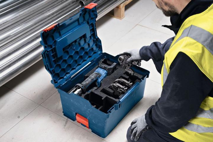 Produktbild Bosch Professional Akku-Presswerkzeug GPT 18V-19