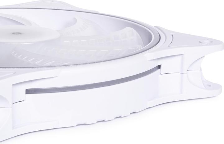 Actual product image Alphacool Rise Aurora PWM fan (140 mm, 1 x)