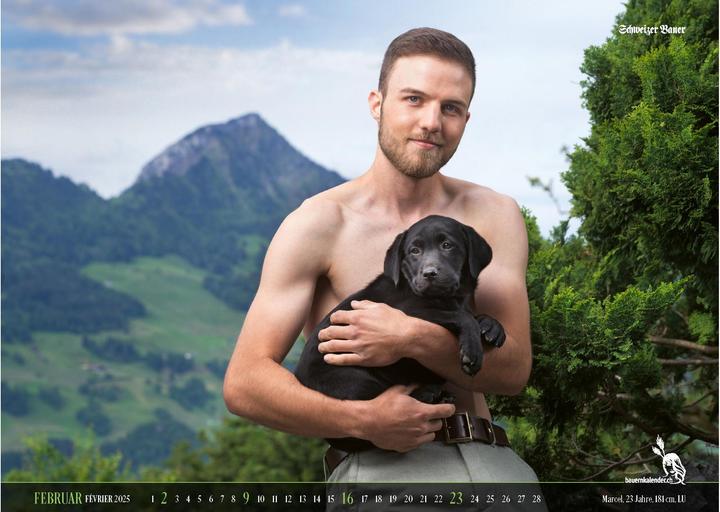 Produktbild Schweizer Bauernkalender Boys 2025 (56 x 40 cm, Deutsch, Französisch, Italienisch, Englisch)