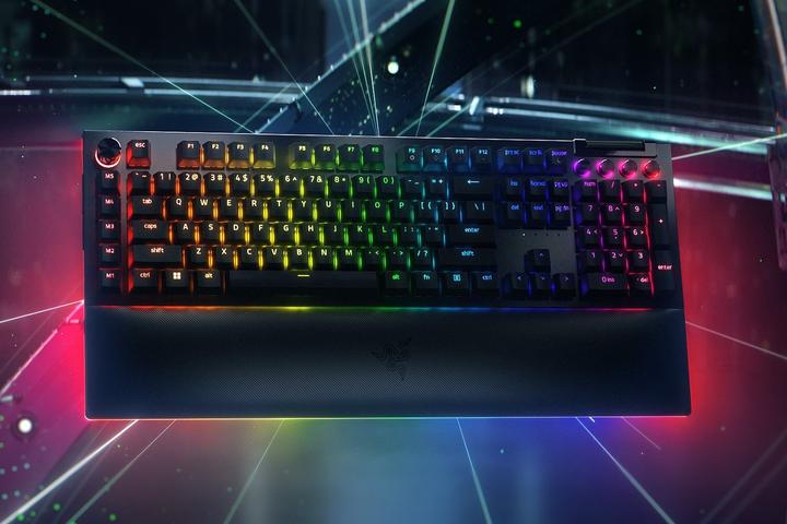 Image du produit Razer BlackWidow V4 Pro (ING. Int., Filaire)