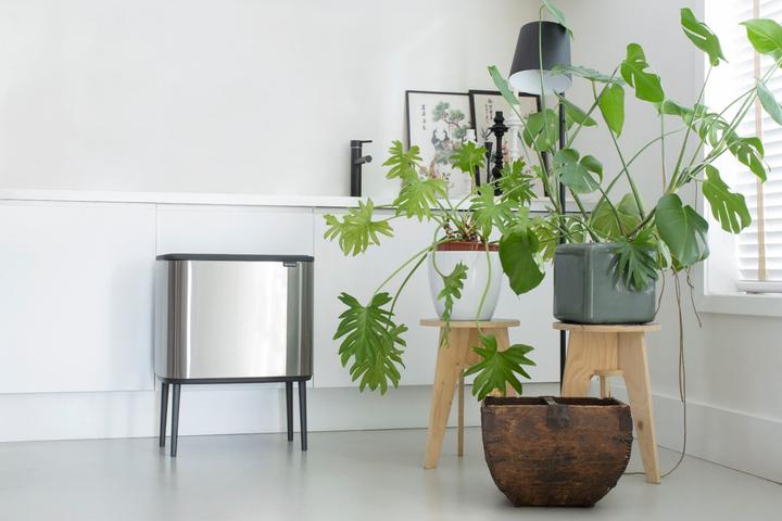 Immagine prodotto Brabantia Cestino per la raccolta differenziata con pulsante, argento (31 62 27) (34 l)