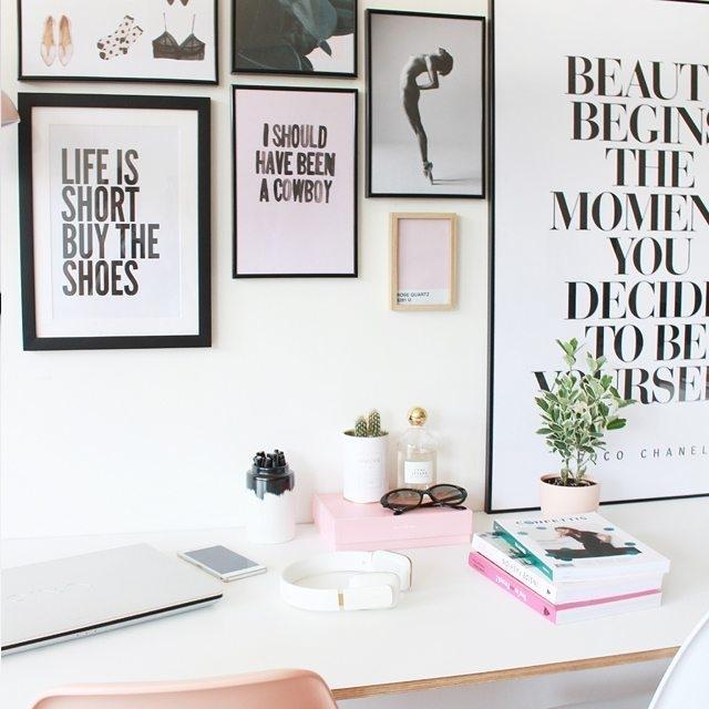 Image du produit Juniqe Beauty Begins (60 x 90 cm)