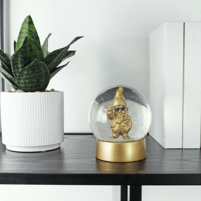 Actual product image Winkee Snow globe dwarf