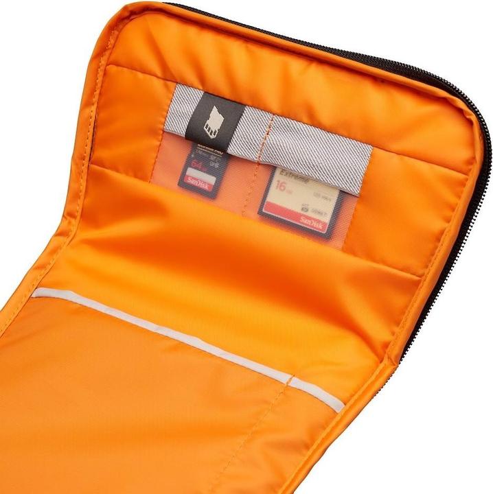 Actual product image Lowepro GearUp Creator Box XL II Green Line (Camera bag, 8 l)