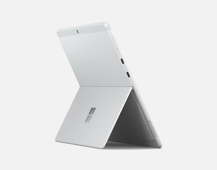 Produktbild Microsoft Surface Pro X (13", Microsoft SQ2, 16 GB, 256 GB)