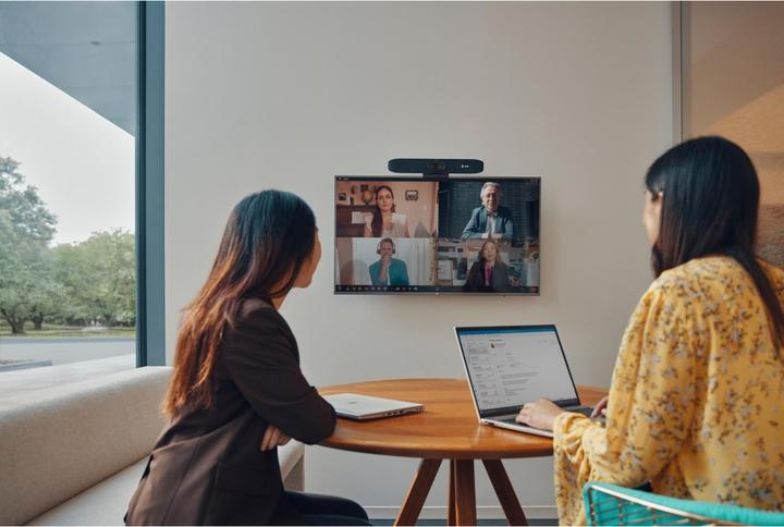 Actual product image Poly Studio R30 USB Video Bar