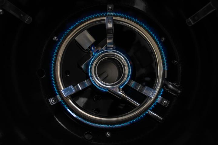 Actual product image Outdoorchef Arosa 570 G Evo Black (9.50 kW)