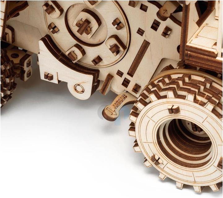 Actual product image Eco Wood Art Harvesting combine harvester