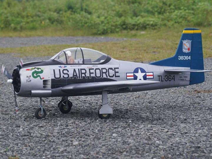 Actual product image Vq Models T-28 Trojan (silver/blue) / 1770mm (Warbird)