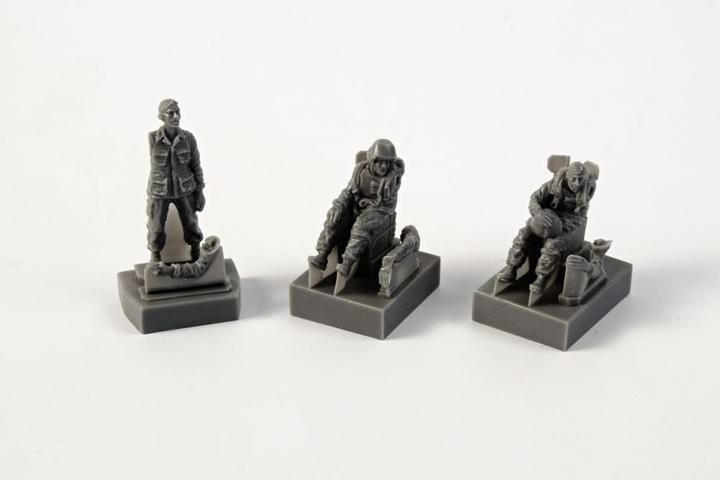Immagine prodotto CMK Piloti dell'AH-1 Sitting (2 figure)a. equipaggio di terra (1 figura) f.SpecialHobby