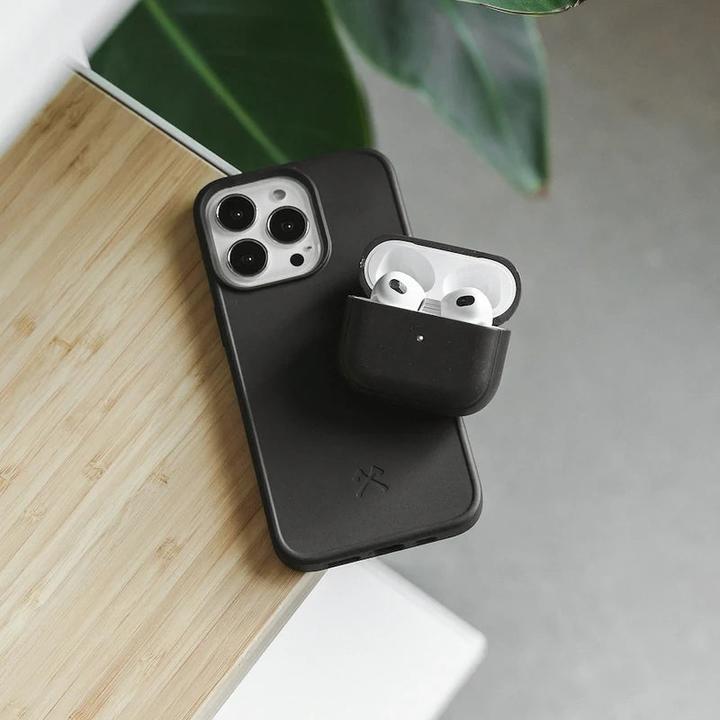 Actual product image Woodcessories Change Case Bio (Apple iPhone 15 Pro)