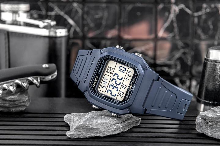 Image du produit Casio Retro Vintage - W-800H-2A (Montre numérique, 37 mm)