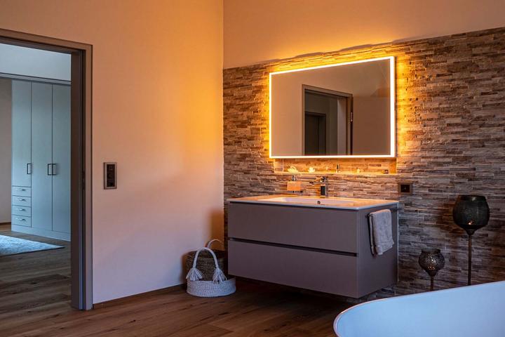 Actual product image Schneider A-line LED illuminated mirror, 80x76cm, 166.280.01. (80 x 76 cm)