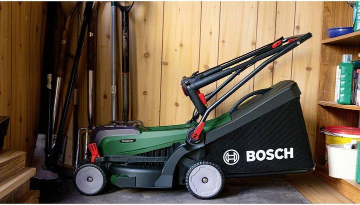 Produktbild Bosch Home & Garden UniversalRotak 2x18V-37-550 (Akkubetrieb)