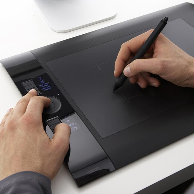 Produktbild Wacom Intuos4 L A4 Wide, Grafiktablett, deutsche Version (5080 lpi)