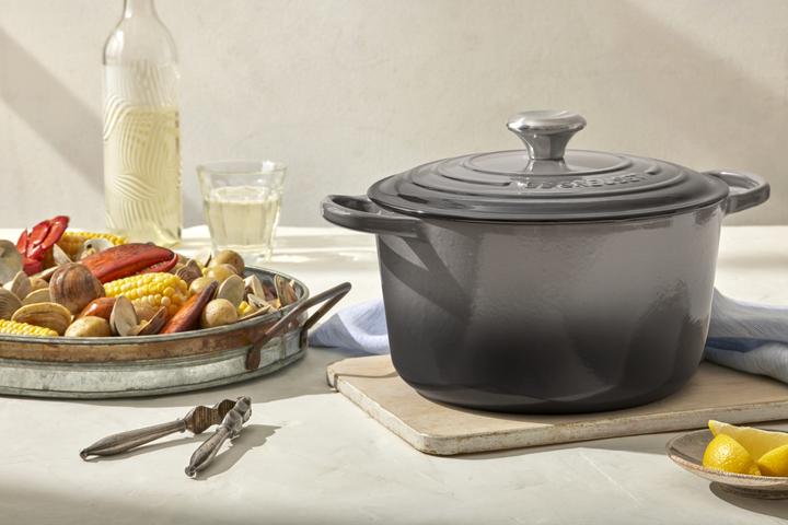 Actual product image Le Creuset Gusseisen Topf 24 cm hoch (24 cm, Casserole + Stewpot, Cast iron)