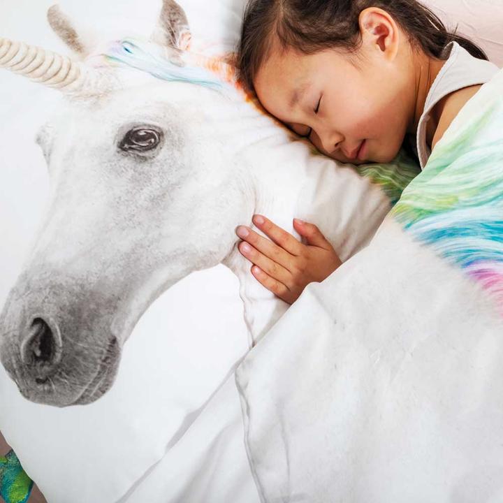 Actual product image Snurk Unicorn bed linen 135 x 200
