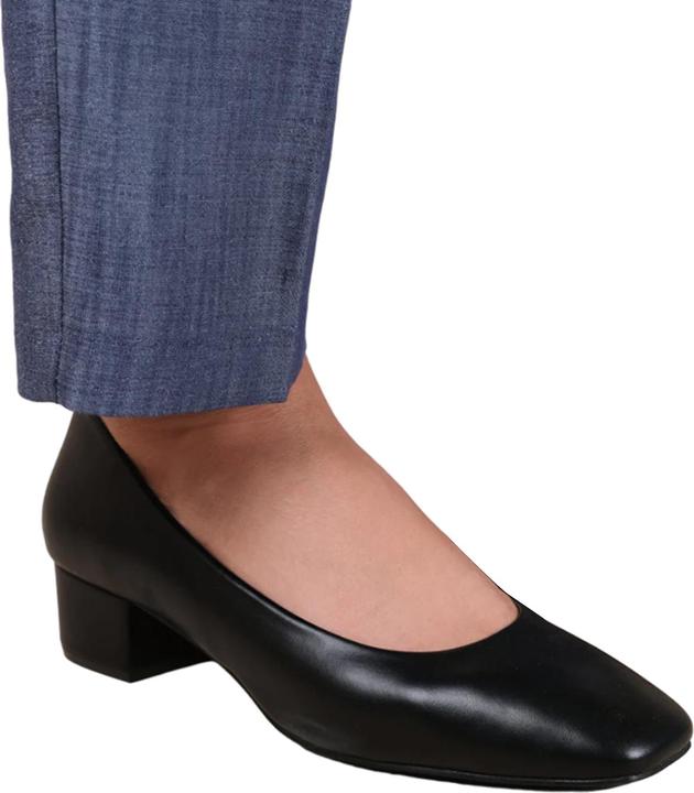 Actual product image Where's That From Womens/Ladies Seattle PU Square Toe Wide Low Block Heel Court Shoes (39)
