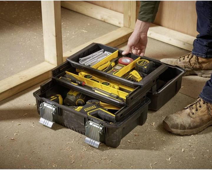 Actual product image Stanley FatMax® Cantilever Toolbox 18" (1 pieces)