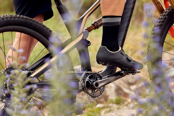 Actual product image Shimano SH-XC3 (37)