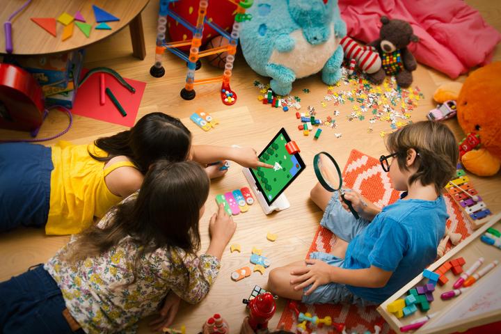 Actual product image Play Osmo Coding Awbie - Learning to program with ease